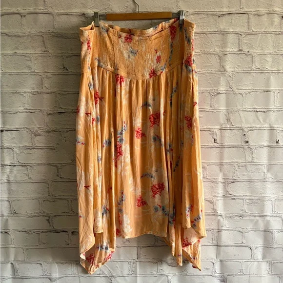 Torrid Strapless Floral Dress in Salmon - Picture 9 of 9